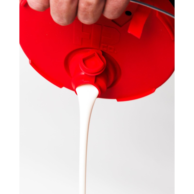 Handy Snap Cap Gallon Pour Spout: Fits Plastic and Metal