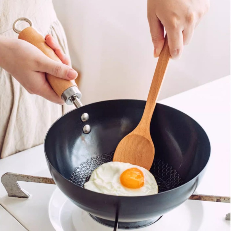 Frying Pan Even Heating Smooth Coating Multifunctional Iron Pot with