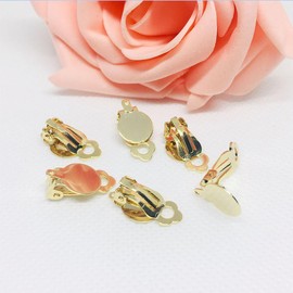 INGJIA Pack of 100 Stainless Steel Clip-On Earrings, Flat Round Earrings, Tray Earrings, Stud Earrings, Blanks for Christmas Day, Valentine's Day, Earrings, Jewellery Making, Craft Accessories