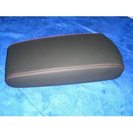 RedlineGoods Armlehnebedeckung kompatibel mit Nissan Altima 2013-18. Maßgeschneidert - nicht universell. Echtes Top Qualitat Italienisches Leder. Schwarz mit Schwarzem Faden