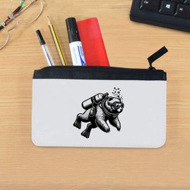 Azeeda 'Scuba Diving Bear' Pencil Case (PC00052645)