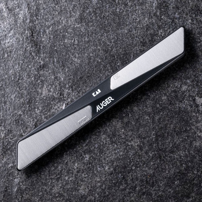 Kai Corporation 950KS3132 Nail Care Set, Nail Clippers, Nail File,