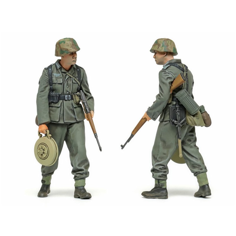 TAMIYA 35382 1:35 Figure Set German Infantry 1943-45 (5) Model