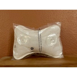 Aria Sky Suites LUXURY SPA & BATHTUB PILLOW - Neckrest with 2 suction cups - by Aria Sky Suites