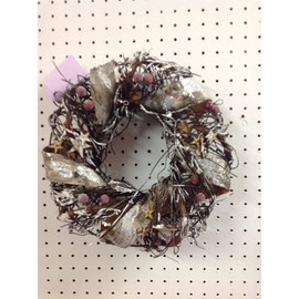 Garden Gate 25cm Christmas Wicker Twig Wreath with Berries