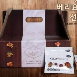 Gita 견과 답례품 선물세트 아몬드 선물 넛츠 설날 베리요거트 명절 50봉 Nut Gift Set with Almonds and Berries Yogurt for Korean New Year