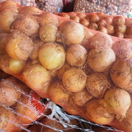 3kg of onion (about 100g) / 양파 3kg (중 100g 내외)