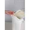 Flour Storage Container 25 lb (‎25 Liters) with Wheels Seal