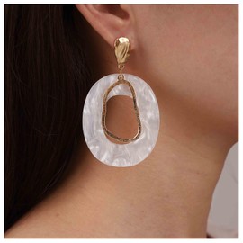 Cimenexe Bohemian Resin Circle Drop Earrings White Irregular Circle Earrings Acrylic Speckled Hoop Earrings Geometric Bar Drop Dangle Earring Jewellery for Women and Girls (White)