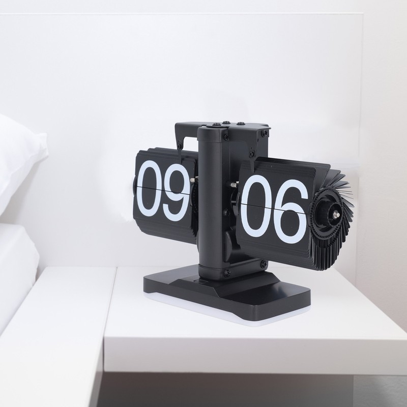 Retro Flip Down Clock Innovative Light Luxury Simple Design Flip