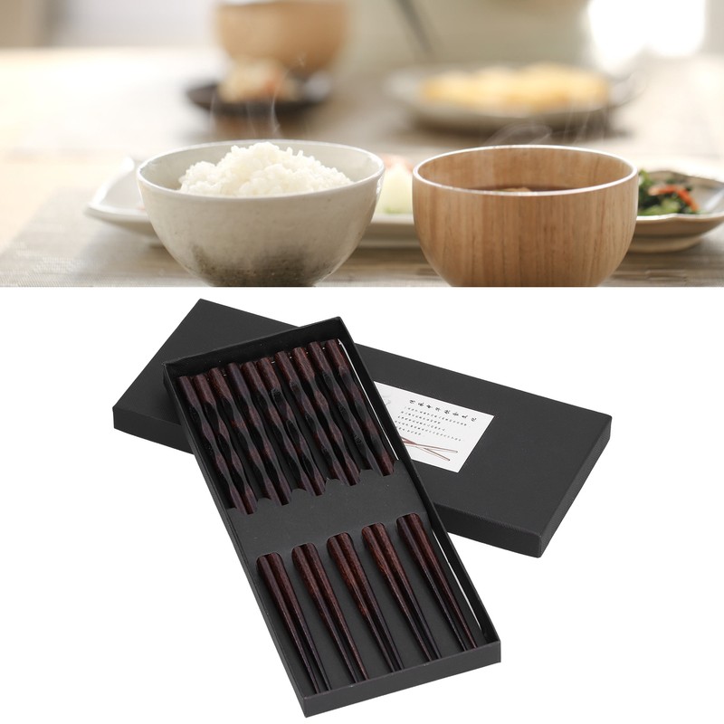 5Pairs Chopsticks Simple Reusable Wooden Pointed Chopsticks Natural Environmentally Friendly