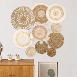 Dokeno 10 Stück Boho Wandkorb Rattan Wall Decor Flach Rund Gewebte Wandkorbdekoration Wasserhyazinthe Maisschale Handgemachte Makramee Hängende gewebte Körbe für Esszimmer Büro Wohnzimmer Schlafzimmer