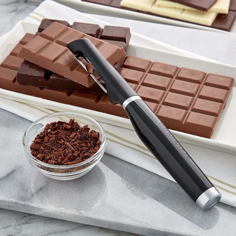 KitchenAid - Classic Vegetable Peeler, Euro Peeler with Double-Edged Serrated