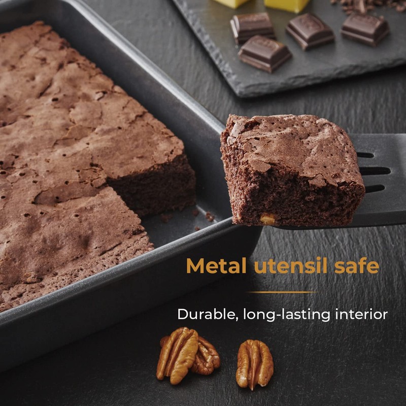 Tower T943012HG13 24cm Square Bake Pan Made from Aluminised Steel