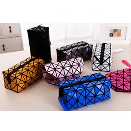 Large Interesting Geometric Makeup Clutch, 1pcs PVC Geometry Pencil Case Interesting Foldable Fashion Toiletry Makeup Clutch for Travel, School,Home, Organizer