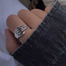 Inilbran Punk Skull Hand Finger Ring Vintage Skeleton Hand Wrap Open Ring Silver Skull Skeleton Knuckle Ring Hand Adjustable Stacking Ring Jewelry for Women and Girls