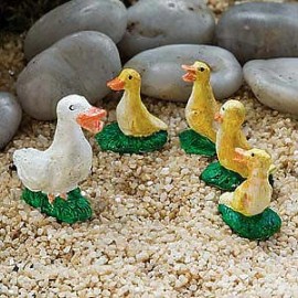 Duck and Ducklings Animal Miniature Barnyard Set: Fairy Garden Miniatures