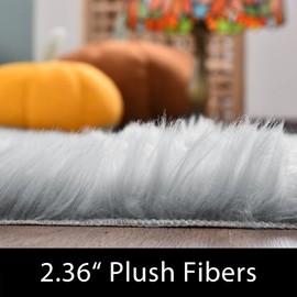 Latepis Grey Rugs for Bedroom Area Rug 4x6 Gray Rug Faux Sheepskin Fur Rug Fluffy Rug Shaggy Rug Soft Plush Rug for Living Room Sofa Dorm, Rectangle