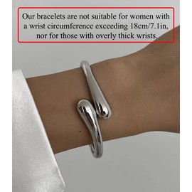 CASDAN 4Pcs Chunky Gold Bangle Bracelets for Women Twisted Hinged Stackable Bangles Set Trendy Wide Wrist Cuff Bracelet Stack Jewelry Gift