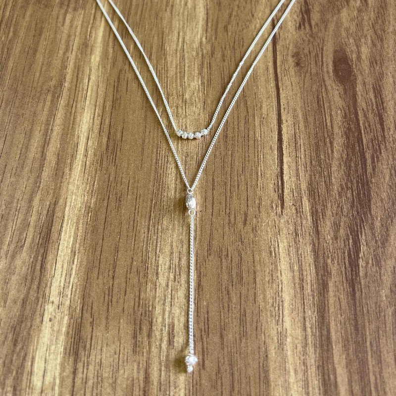 Agalea | Collar Corbatero de Plata Ley .925 con Dijes