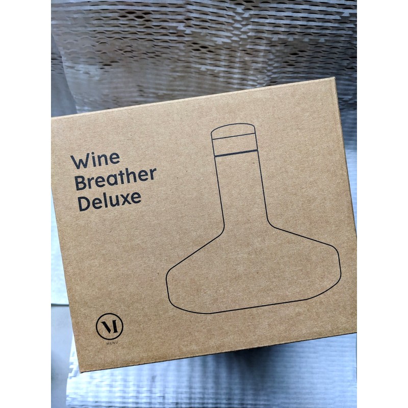 MENU Wine Breather Deluxe – Glass Wine Decanter with Aerator