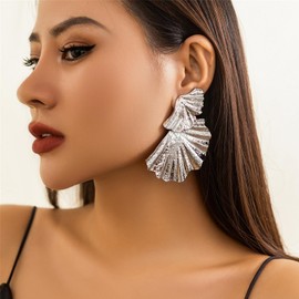 Large Ginkgo Leaf Earrings for Women Statement Punk Metal Earrings Big Gold Silver Drop Dangle Earrings Lightweight Trendy(Silver)