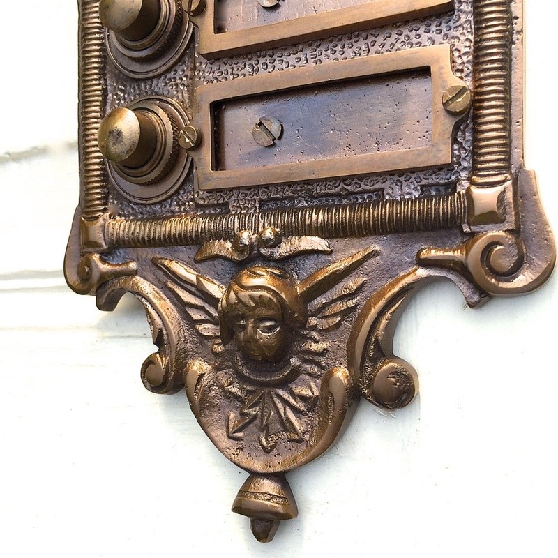 Antikas – Doorbell for 2 Floors in the style of
