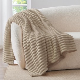 BEDELITE Fuzzy Throw Blanket for Couch - Beige Fluffy Cozy Soft Plush Warm Fleece Blankets for Winter, Gifts for Women Men