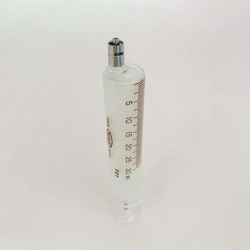 VAN 1-6187-07 White Hard Injection Cylinder, Lock End, 1.1 fl