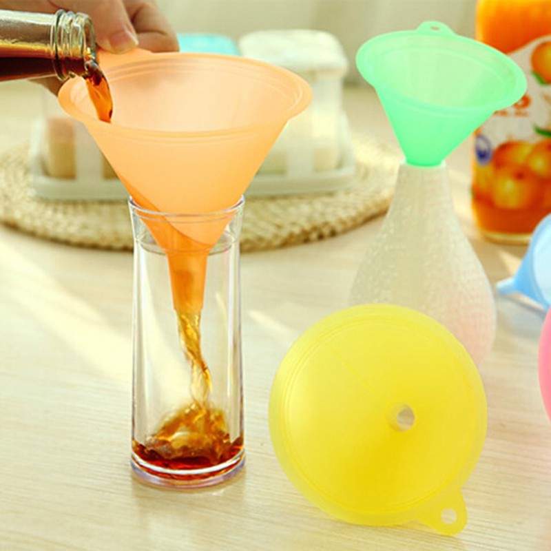SUCHUANGUANG 5 Pcs Plastic Funnel Colorful Small Medium Large Assorted