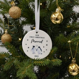 "Our First Christmas Married" Penguin Bauble - Newlywed Ceramic Ornament - Mr & Mrs 1st Xmas Keepsake - Romantic Festive Tree Decoration