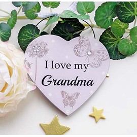 CRAFTWORKS ORIGINALS I love My Grandma Wooden Keepsake Gift Heart perfect as a stocking filler, thank you gift and Birthday10cm x 10cm