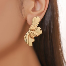 Chunky Gold Flower Earrings for Women Irregular Petal Statement Earrings for Women Trendy Jewelry Gifts