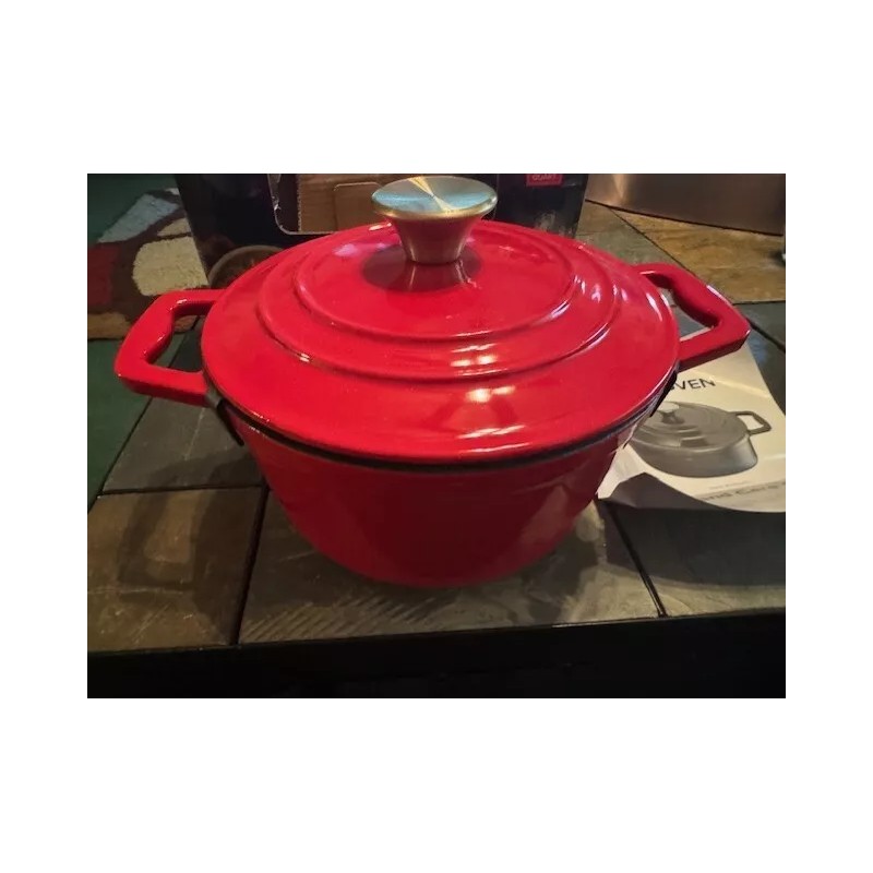 CHEFELECT NEW - CAST IRON PORCELAIN ENAMEL 3 QT DUTCH