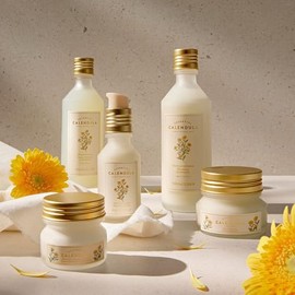 The Face Shop Crema Calendula - Hidratante Coreana de Caléndula | Essential Moisture Hidratación Intensiva para Piel Seca | Calma, Reafirma y Refuerza