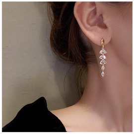 Cimenexe Bohemian Crystal Tassel Drop Earrings Gold CZ Leaf Stud Earrings Leaf Chandelier Earrings Cluster Crystal Dangle Earrings Rhinestone Leaf Drop Earrings Jewellery for Women, Crystal