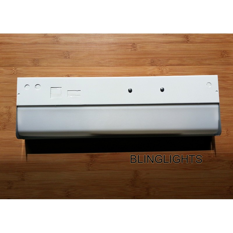18" Quorum Fluorescent Under Cabinet Counter Closet Light White Lamp