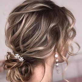 Allereya Crystal Pearl Wedding Hair Pins Hair Clip Rhinestone Pearl Flower Hair Pins Hair Clip Gold CZ Pearl Bling Bridal Headpiece Headpiece Hair Accessories for Women and Girls Pack of 2