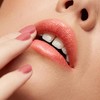 Lápiz Labial Revlon Super Lustrous Glass Shine tono Glaring coral
