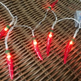 20 LED de cadena de luces LED de alimentadas por pilas, decoraciones para patio, valla, cubierta, balcón, camping (rojo)