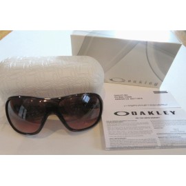 Oakley NEW Oakley Underspin Black Amethyst G40  Gradient Lens Womens Sunglasses 009166