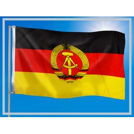 PHENO FLAGS DDR Flag, 150 x 90 cm, Weatherproof and Tear-Resistant, Perfect Decoration for Nostalgic Fans of the GDR, East Germany Hoisting Flag for Indoor and Outdoor Use