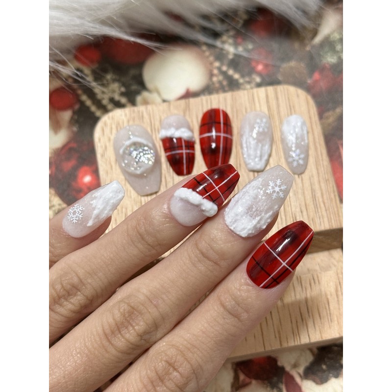 Snow Check Bear Handmade Nail Tips - Points / 스노우체크베어