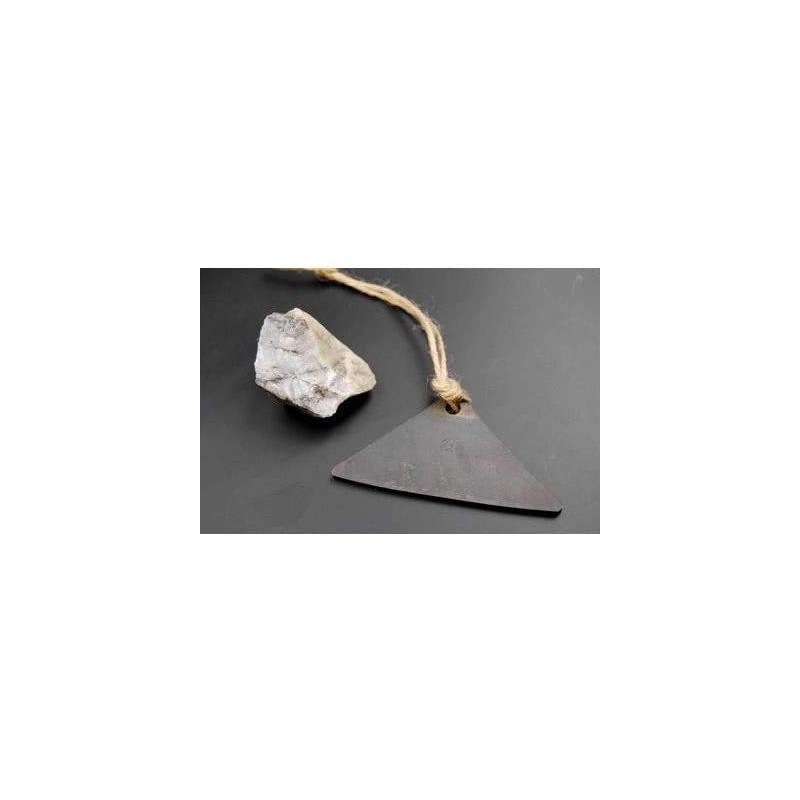 Okada Mojiro Forged Flint (With Stones)