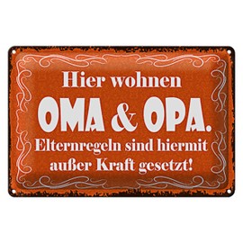 Dekoratives Blechschild 'Hier wohnen OMA & OPA' | Lustiges Geschenk für Großeltern | Perfekt für Haustür oder Wohnzimmer | 18 cm x 12 cm