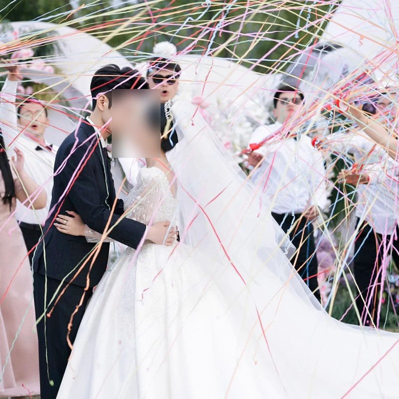 散らからないハンドスロークラッカー 20 個入り カラフル紙テープ 無音 後片付け簡単 誕生日・結婚式・卒業式・お祝いパーティー用