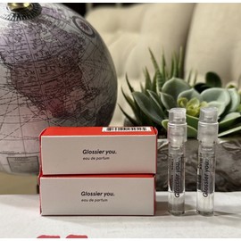 Glossier 2 Glossier You Eau De Parfum Sample Spray 1.5ml
