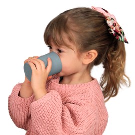 Nap Baby Vaso Entrenador para Bebé/Toddler en silicón grado alimenticio, libre bpa, colores chic, elegantes, únicos, fomenta alimentación independiente - Azul