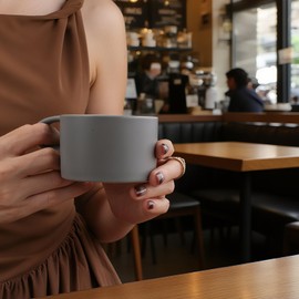 MqpQ Press On Nails Short Square - Magnetic French Tip with Smile Line, Opaque Soft Gel Cat Eye Fake Nails Kit - 24pcs Reusable Nails for Women, Cocoa Spark