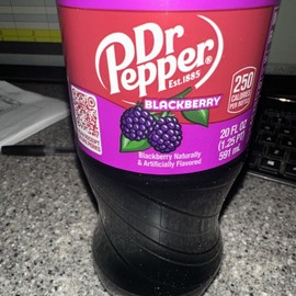 Dr Pepper 🤩NEW🤩 2x 20oz Dr. Pepper BlackBerry Bottles Limited Edition